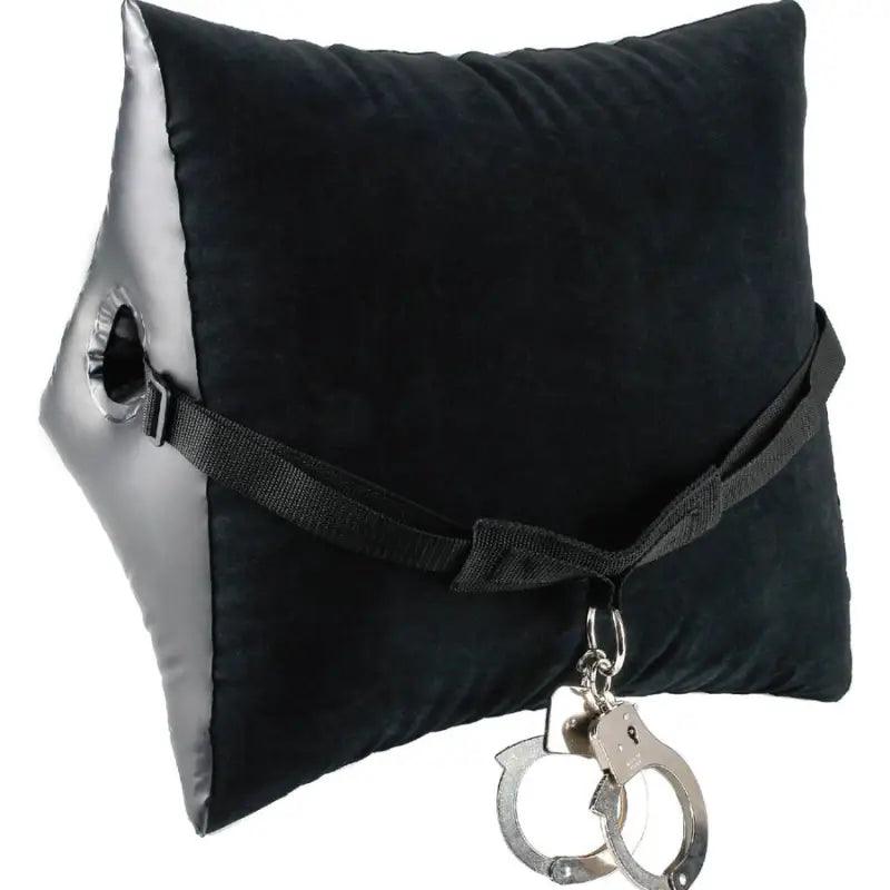 FETISH FANTASY SERIES - ALMOHADA HINCHABLE POSICION MASTER CON ESPOSAS - Optelum