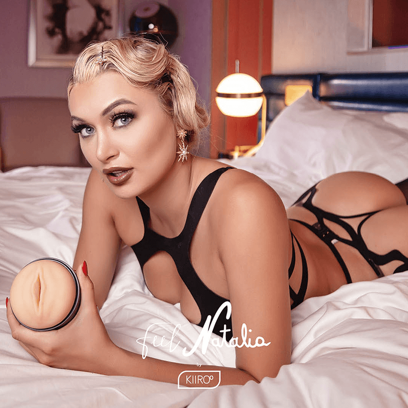 KIIROO - KEON + FEEL NATALIA STARR + LUBRICANTE AQUA QUALITY 50 ML - Optelum