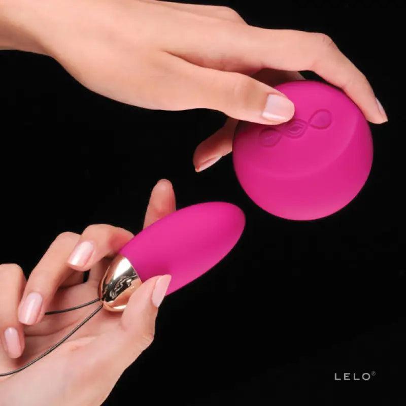 LELO - LYLA 2 INSIGNIA DESIGN EDITION HUEVO-MASAJEADOR FUCSIA - Optelum
