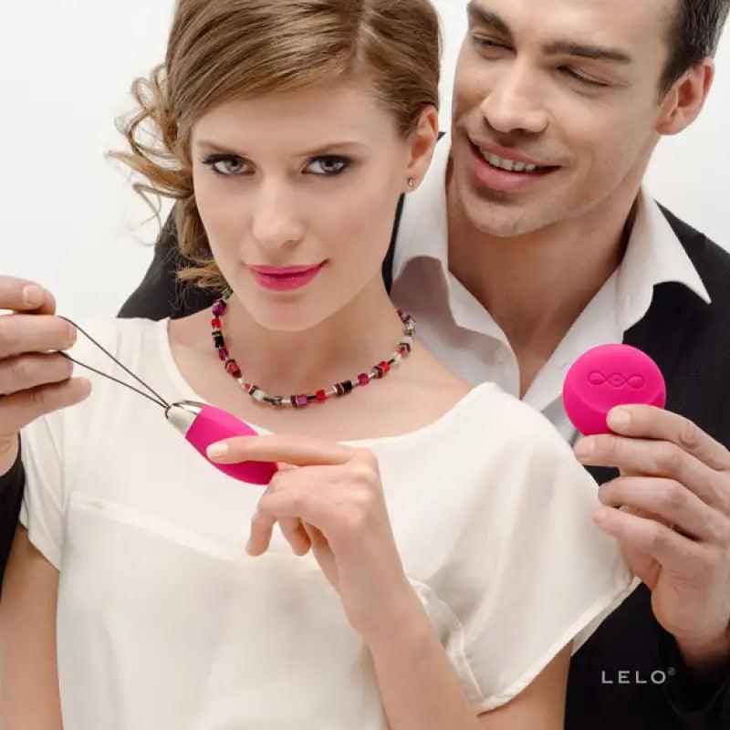 LELO - LYLA 2 INSIGNIA DESIGN EDITION HUEVO-MASAJEADOR FUCSIA - Optelum