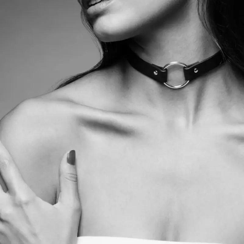 BIJOUX INDISCRETS MAZE - CHOKER NEGRO - Optelum