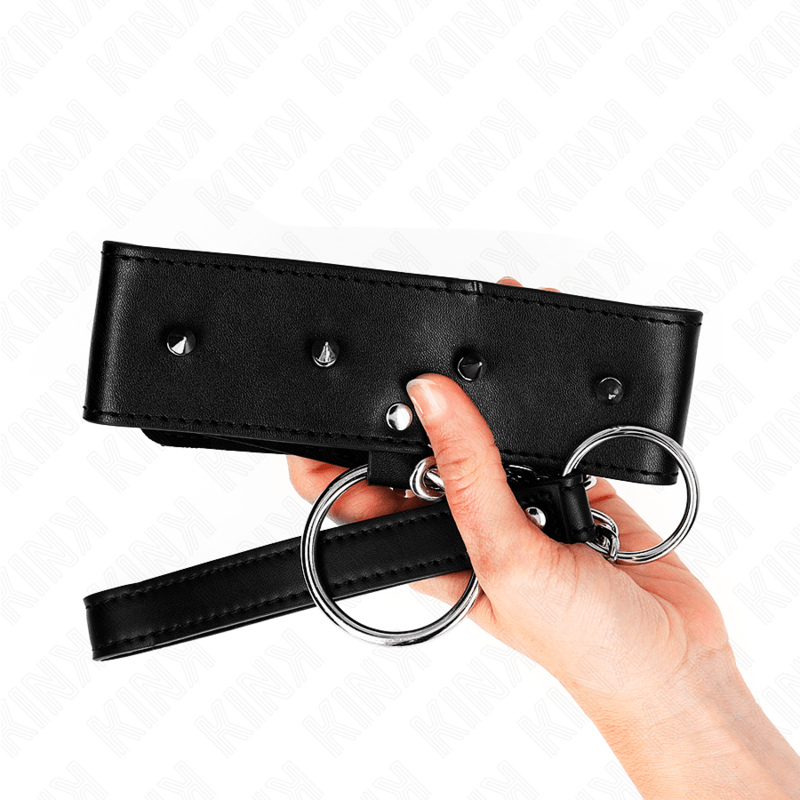 KINK - COLLAR CON CORREA 65 CM CON TACHUELAS PLATEADAS MODELO 2 AJUSTABLE 36-43 CM X 5 CM - Optelum