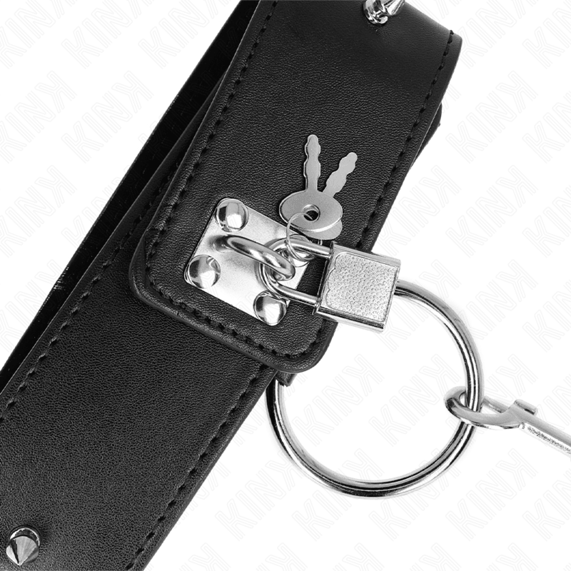 KINK - COLLAR CON CORREA 65 CM CON TACHUELAS PLATEADAS MODELO 2 AJUSTABLE 36-43 CM X 5 CM - Optelum