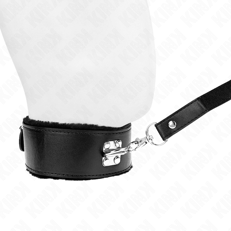 KINK - COLLAR CON CORREA 116 CM CON TACHUELAS PLATEADAS MODELO 4 NEGRO AJUSTABLE 40-48 CM X 6 CM - Optelum